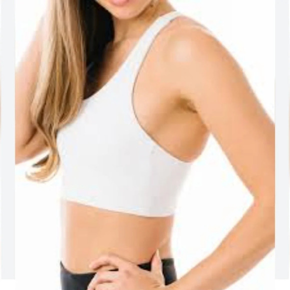 Zyia White Strappy Polka Adjustable Racerback Cut Out White Sports Bra Small - Picture 12 of 15